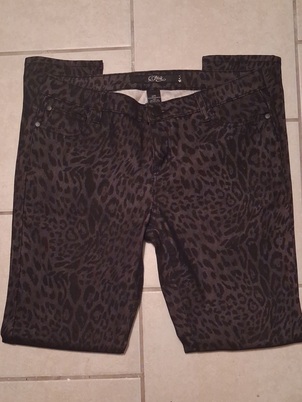 CPink Womens Sz 9 Black & Purple Leopard Print Skinny Jeans